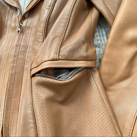 💔 SOLD 💔 White House Black Market Leather Peplum Jacket in Camel - Picture 4 of 16